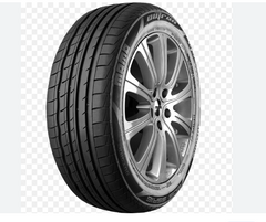 MOMO - OUTRUN M3 98W - 215/55R17 XL